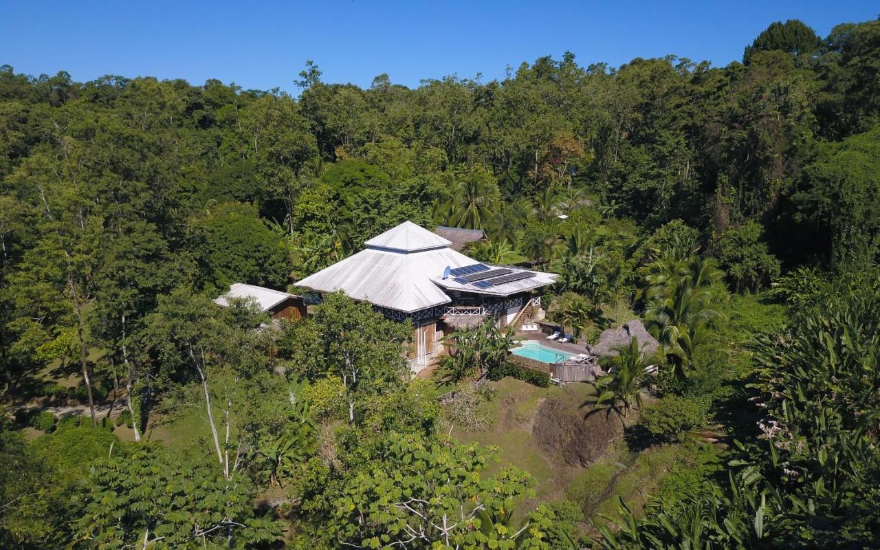 Finca Vela Lodge Bocas del Toro Exteriör bild