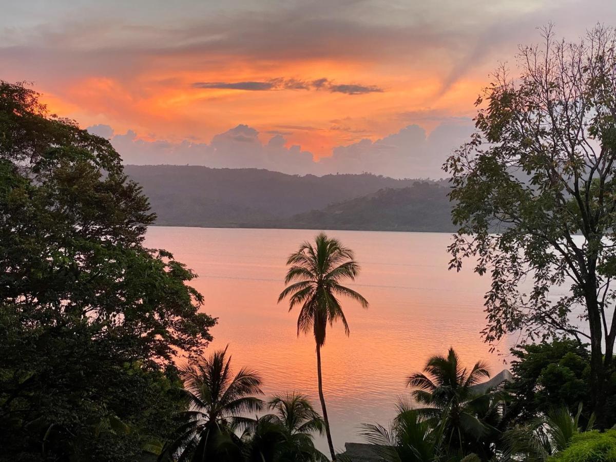 Finca Vela Lodge Bocas del Toro Exteriör bild